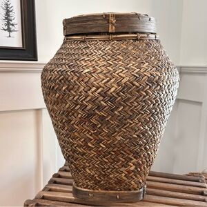 Large Handcrafted Woven Rattan Basket Brown Tan 18 inches tall Floor Vase Wood